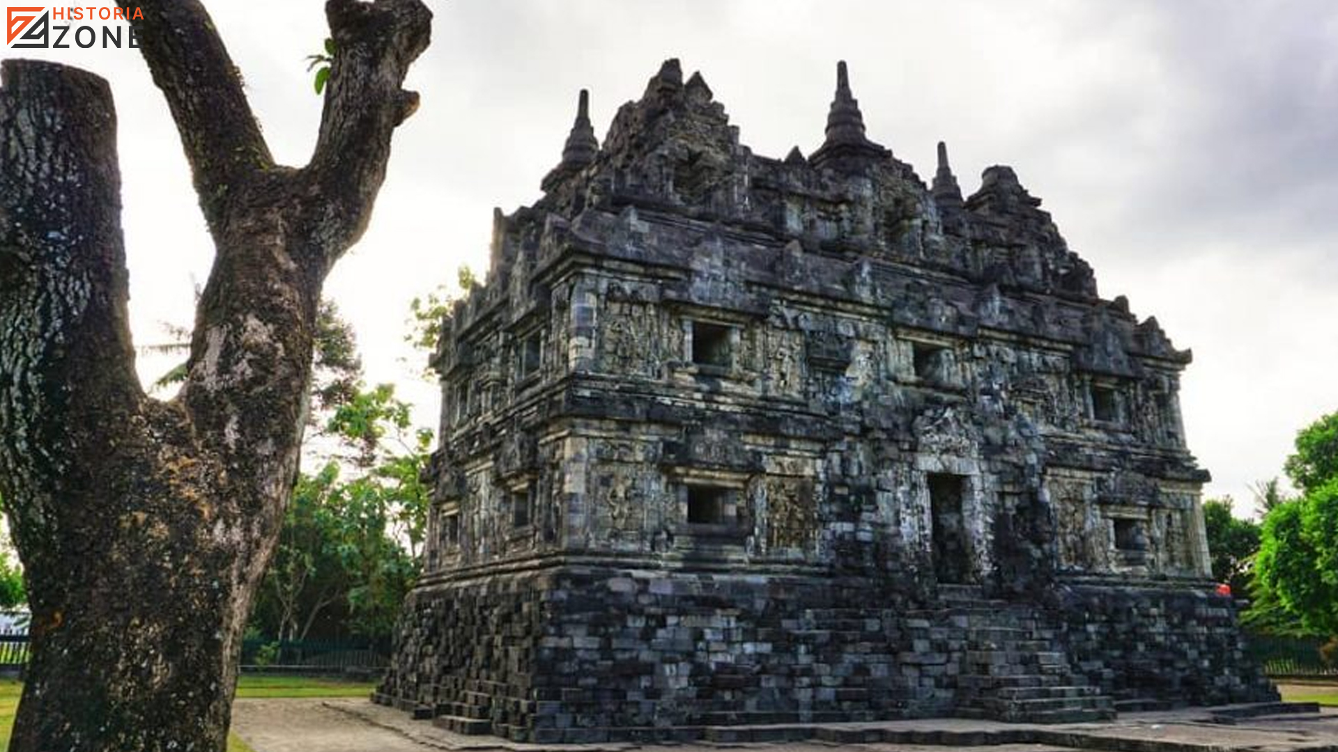 Mengenal Candi Sari: Warisan Sejarah yang Kaya Makna Budaya