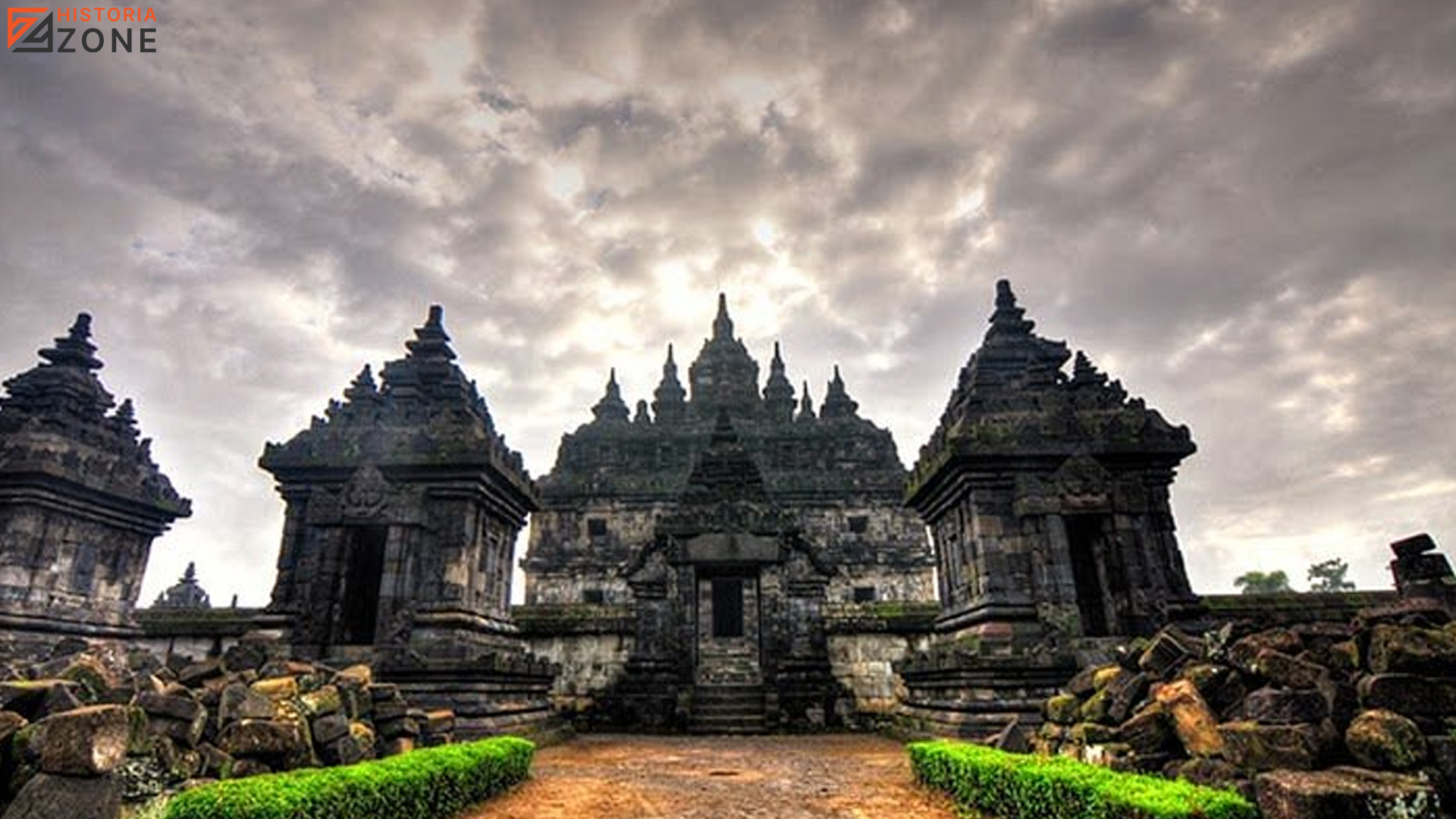 Sejarah Candi Plaosan: Simfoni Batu yang Mengisahkan Masa Lalu