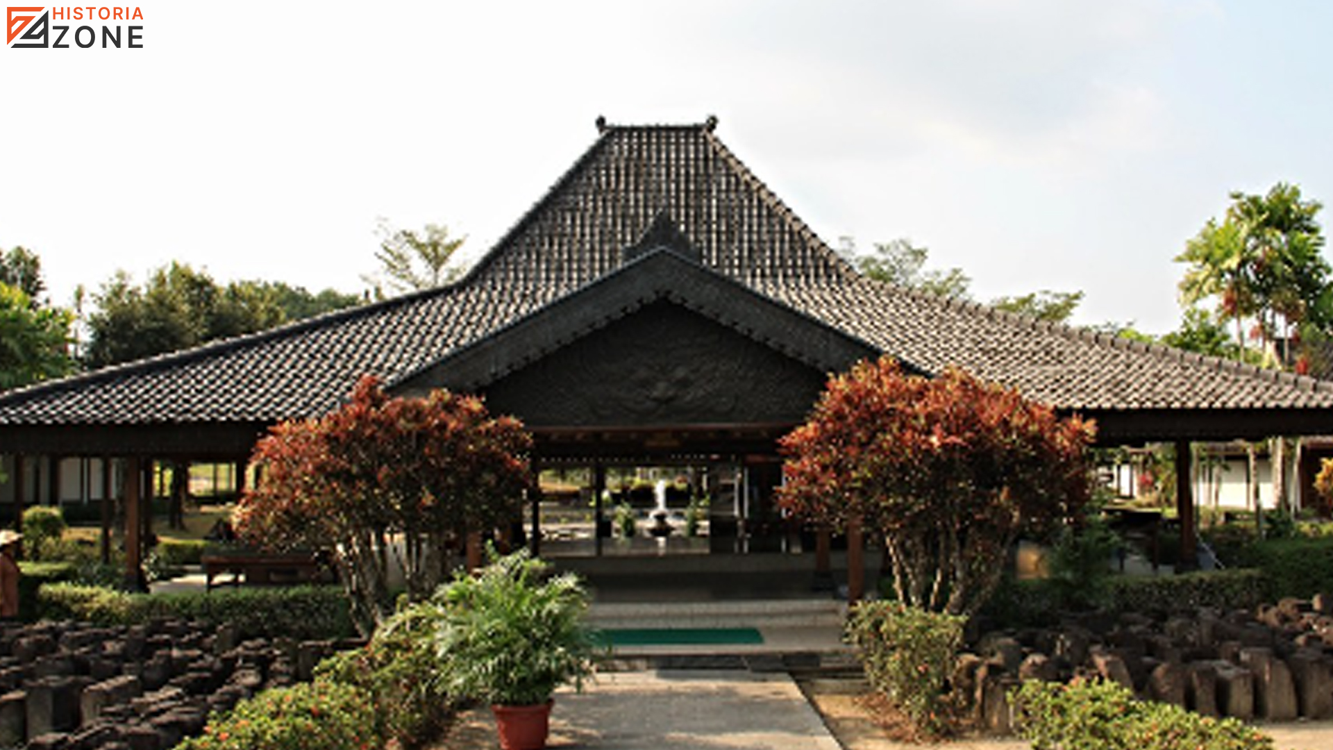 Mengintip Kekayaan Sejarah Jawa di Museum Karmawibhangga