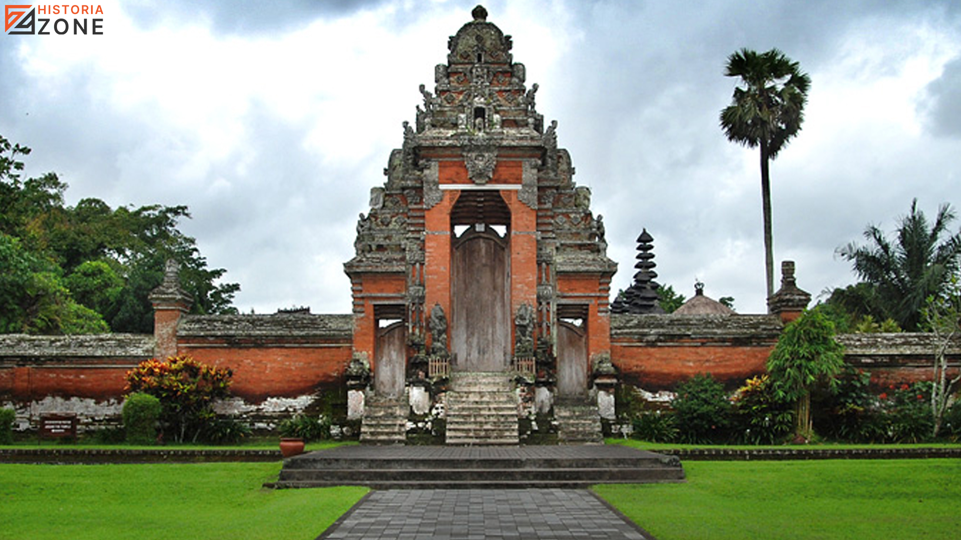 Jejak Sejarah Pura Taman Ayun, Ikon Budaya Bali yang Memikat