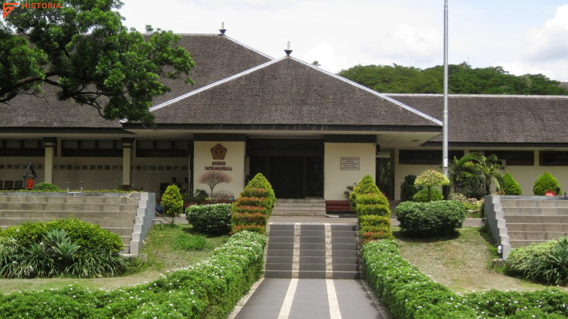 Sejarah Museum Satria Mandala, Ikon Kebanggaan Pahlawan