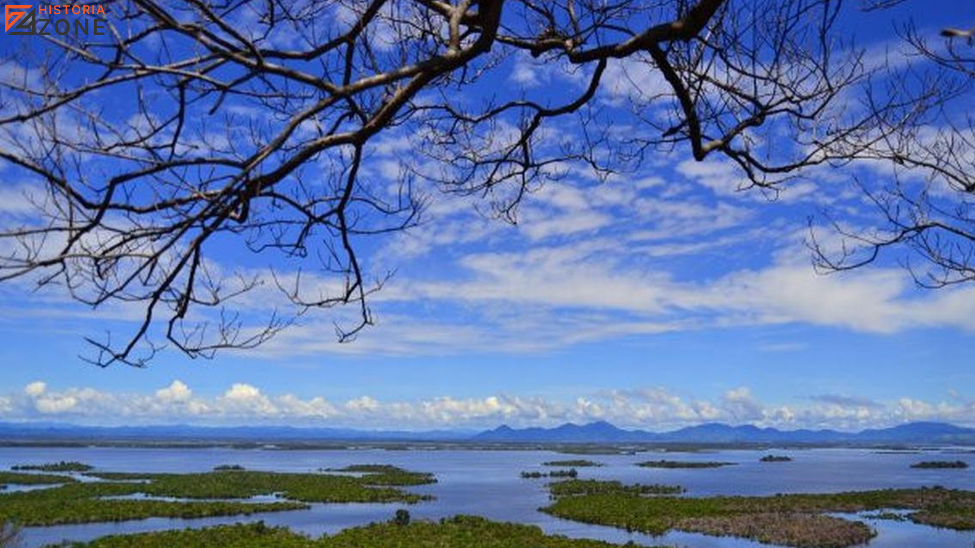 Danau Sentarum: 5 Fakta Sejarah yang Bikin Kamu Terpesona