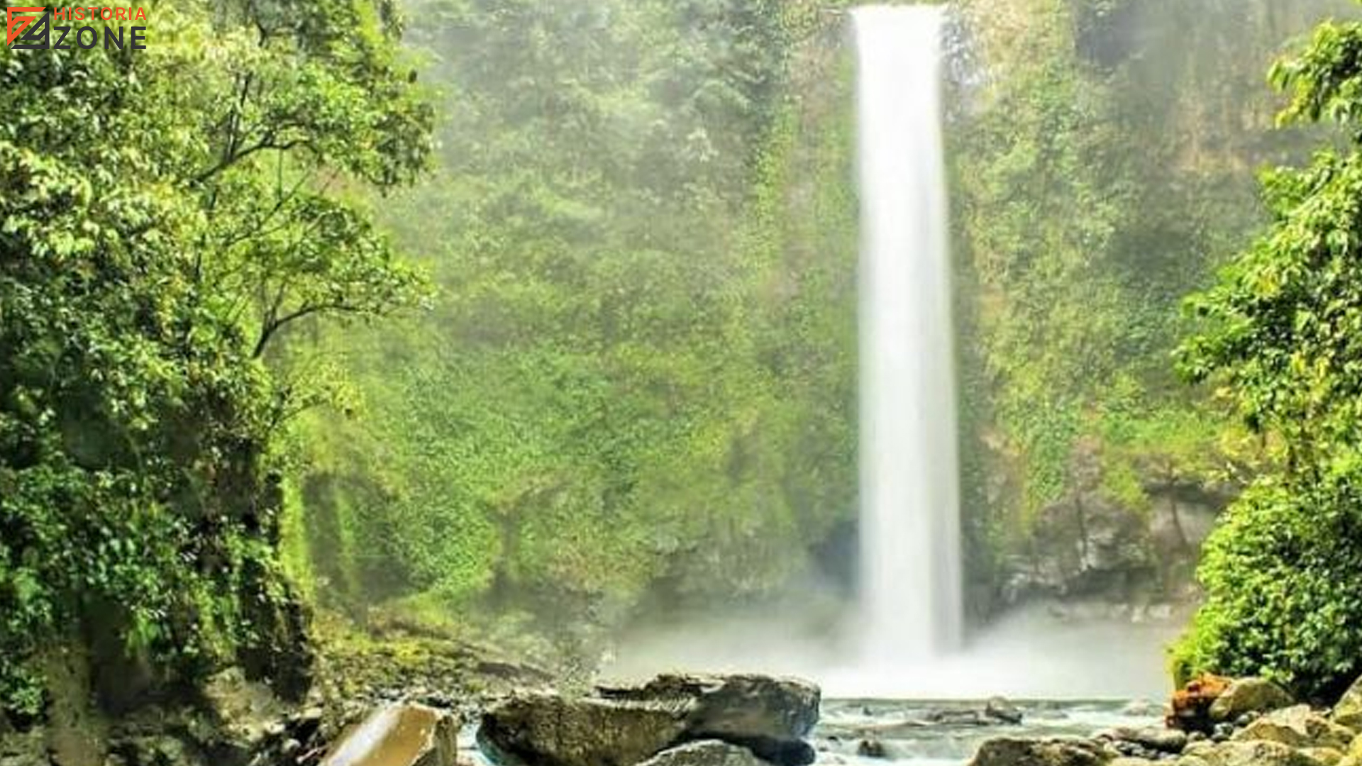 Eksplorasi Air Terjun Bissappu dan 4 Jejak Sejarah Tersembunyi