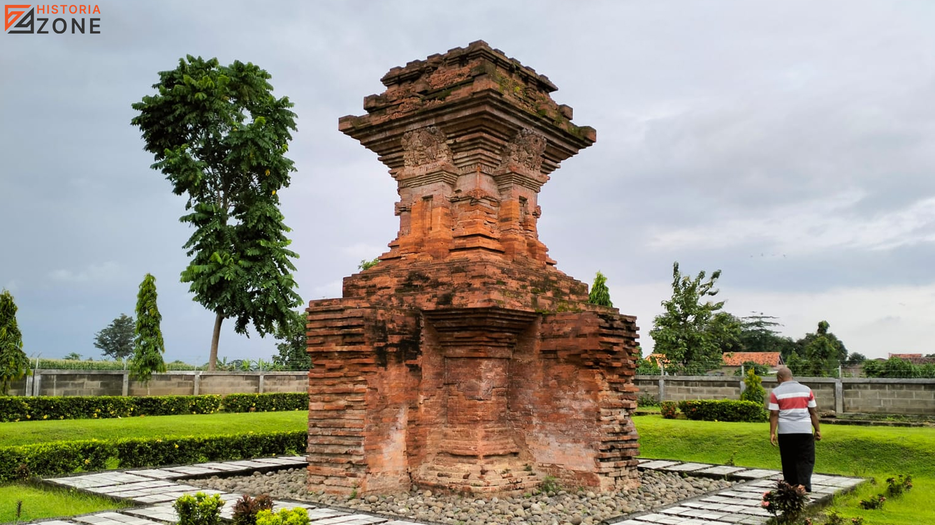 5 Cara Unik Mengenal Sejarah Majapahit Melalui Candi Jabung