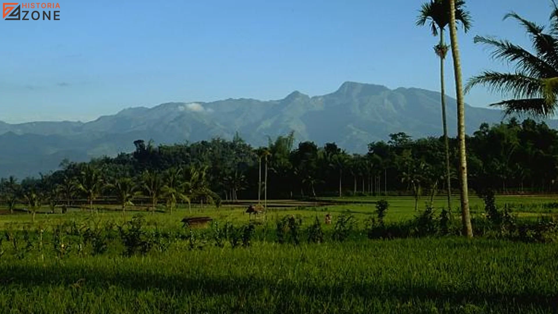 5 Kenangan Sejarah yang Masih Terjaga di Gunung Argapura