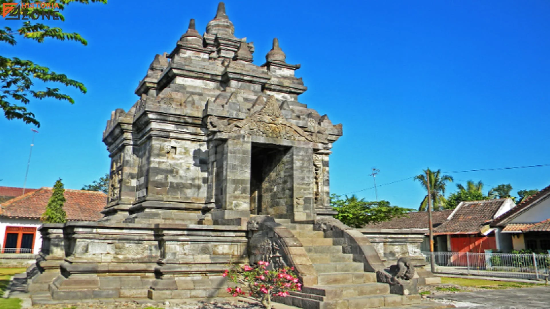 Candi Pawon dan 4 Relik Sejarah yang Masih Terawat Baik