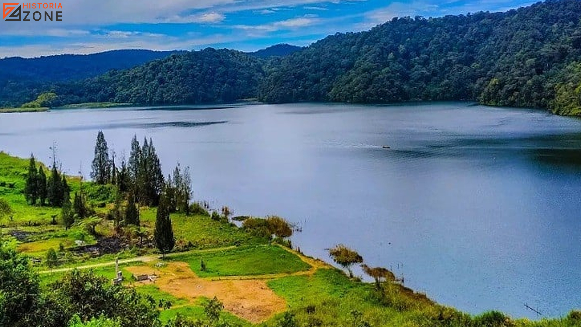 Menyusuri Sejarah Danau Lau Kawar dengan 4 Panduan Penting