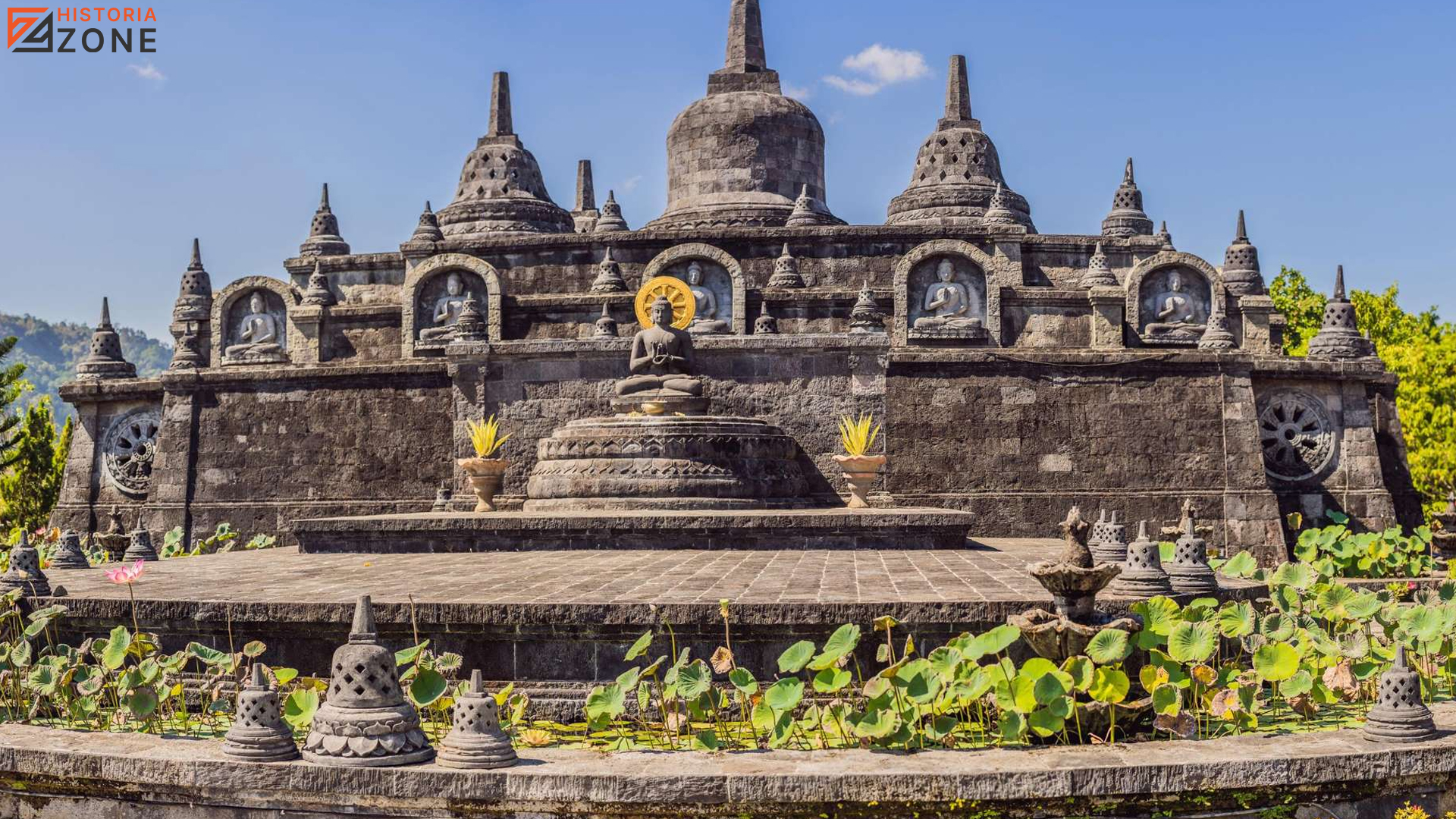 4 Alasan Brahmavihara Arama Menjadi Destinasi Sejarah Populer