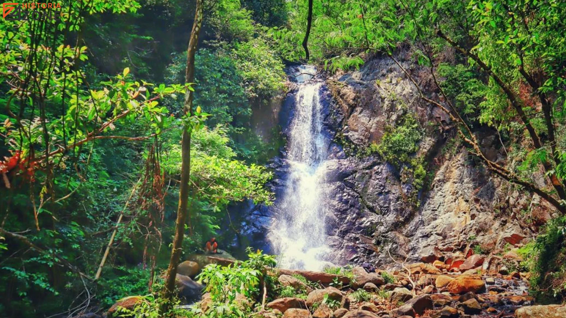 Hal Menarik Dari Sejarah Curug Cikaruncang Yang Wajib Disimak