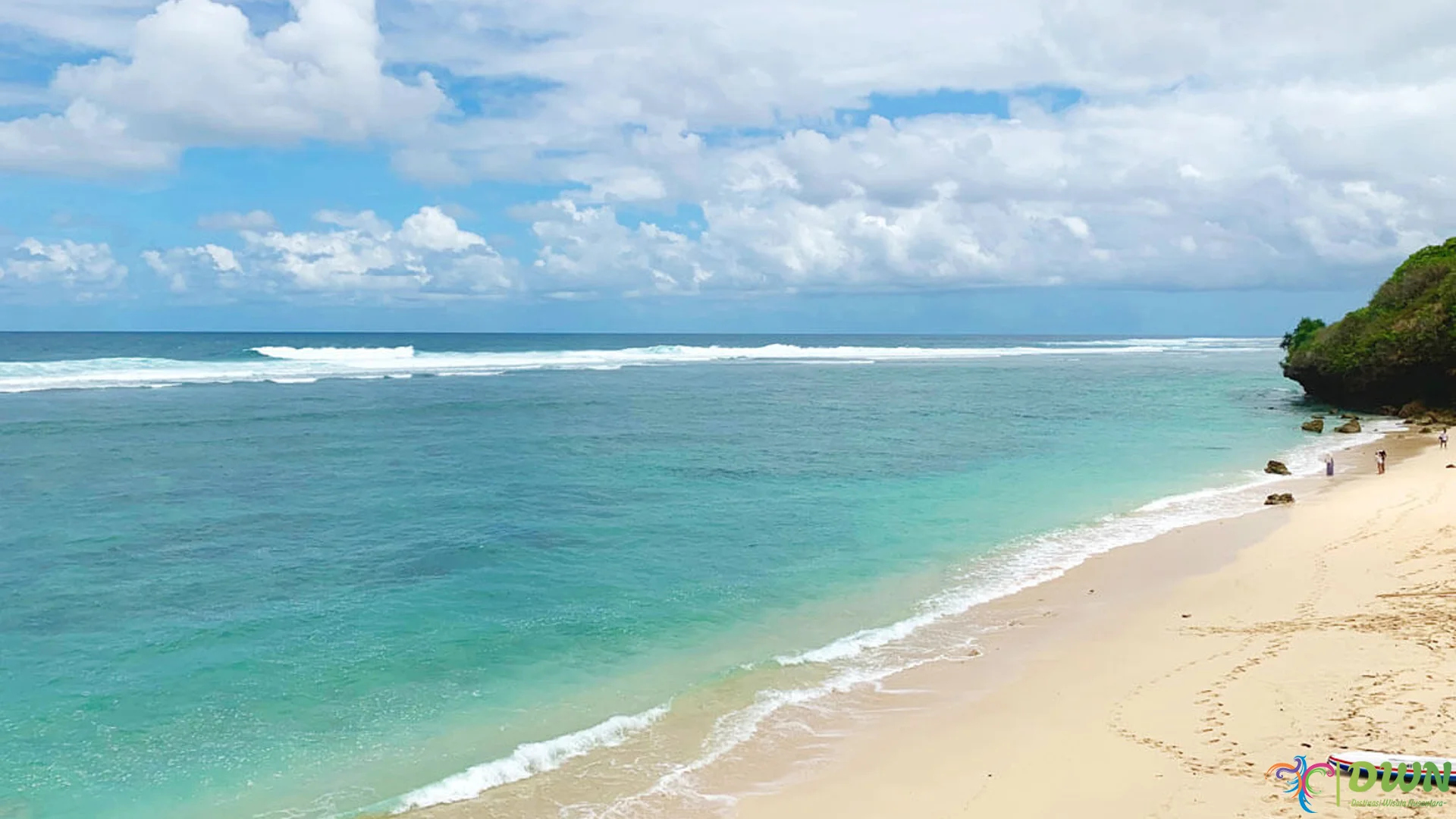 Pantai Bias Tugel 5 Cerita Sejarah Brutal Yang Jadi Daya Tarik Wisata